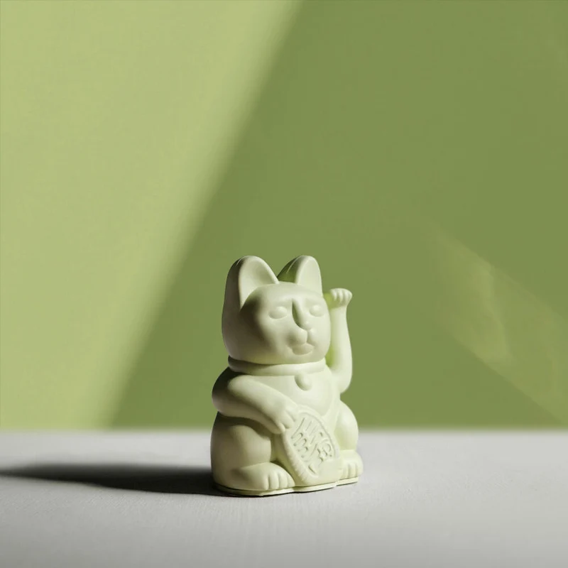 Donkey Products Winkekatze Lucky Cat Mini Maneki Neko, Glücksbringer, Kunststoff, Light Green, 9.8 cm, 330536