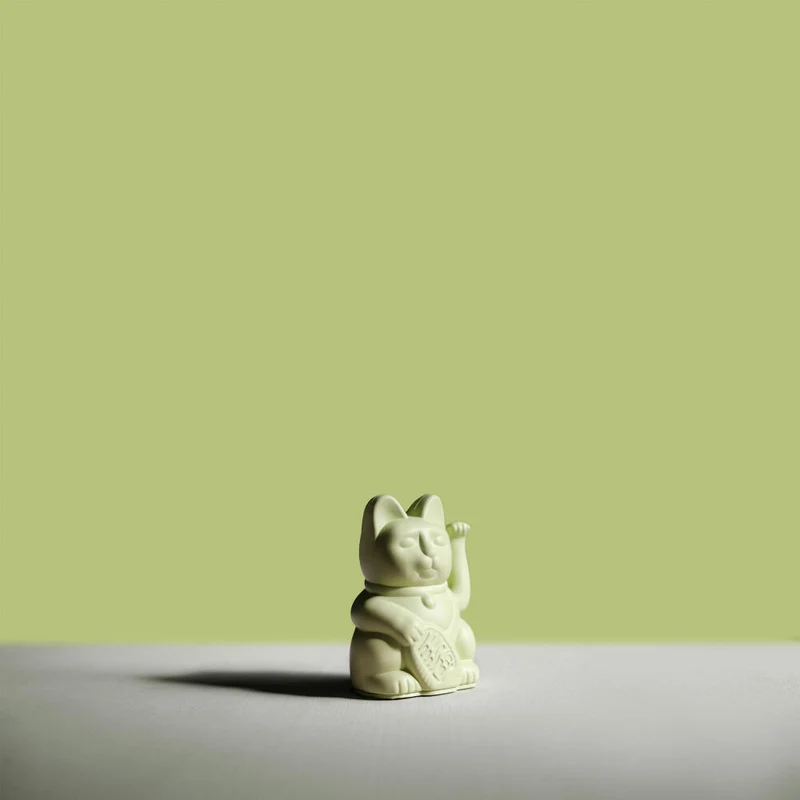 Donkey Products Winkekatze Lucky Cat Mini Maneki Neko, Glücksbringer, Kunststoff, Light Green, 9.8 cm, 330536