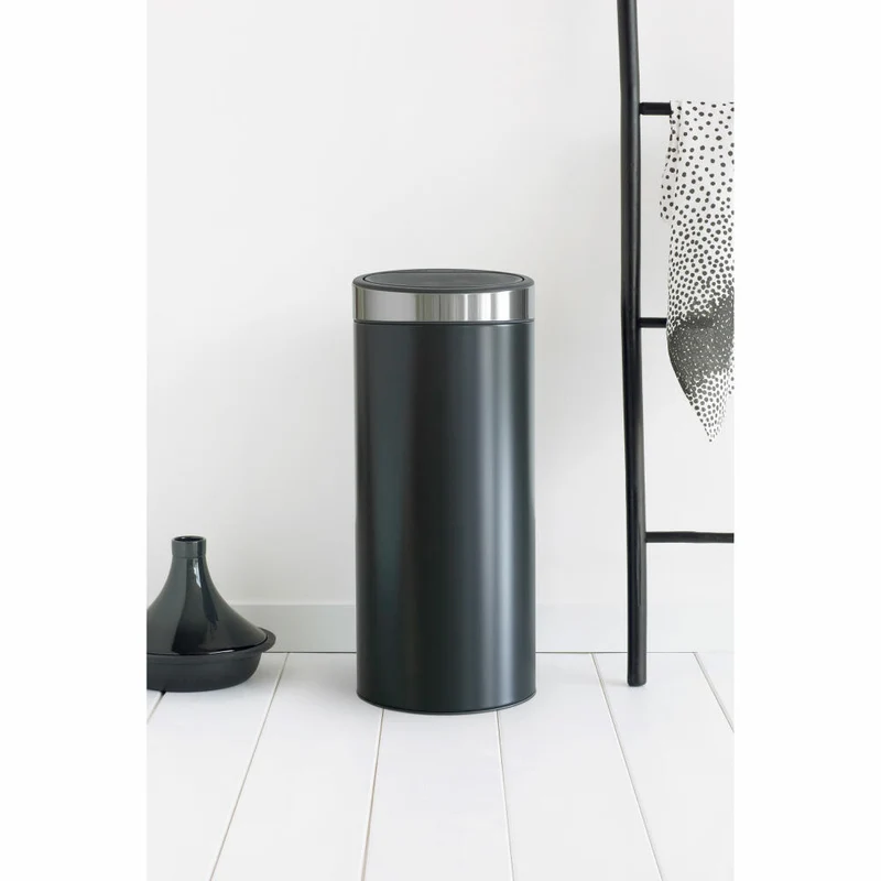 Brabantia Mülleimer Touch Bin New, Abfalleimer, Müllbehälter, Stahl, Matt Black / Silber, 30 L, 115448