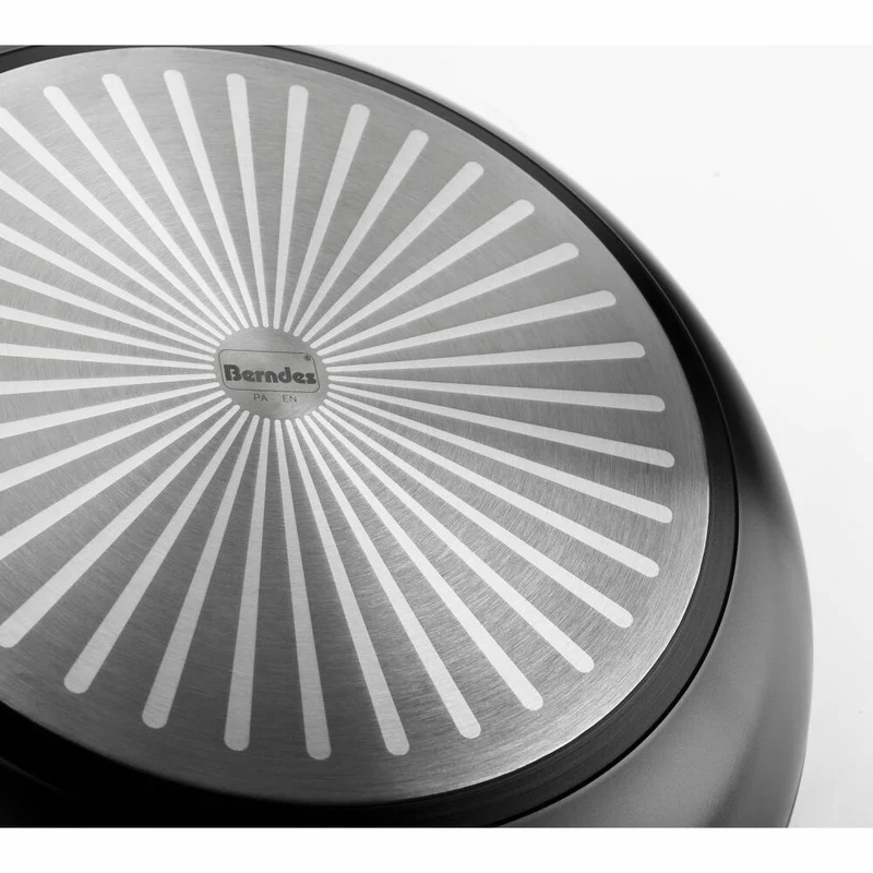 Berndes Crêpepfannen Crêpepfanne, Pfanne, Induktion, Crêpes, Pfannkuchen, Antihaftversiegelung, Aluminium, Schwarz, Ø 28 cm, 011289
