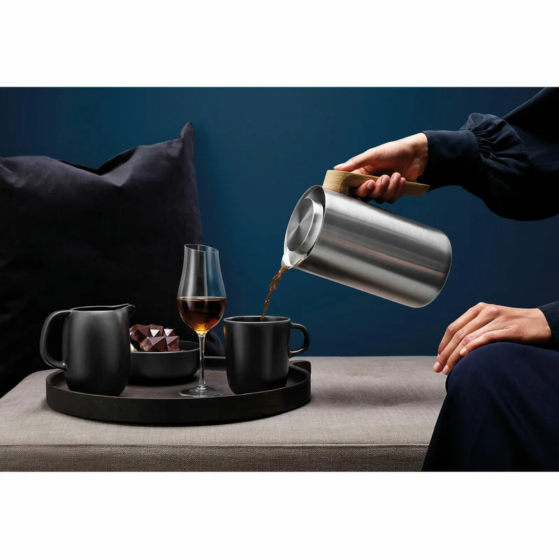 Eva Solo Isolierkanne Nordic kitchen Edelstahl, Thermo-Kanne, Teekanne, Kaffekanne, Edelstahl/ Kunststoff/ Eichenholz, Silber, 1 L, 502757